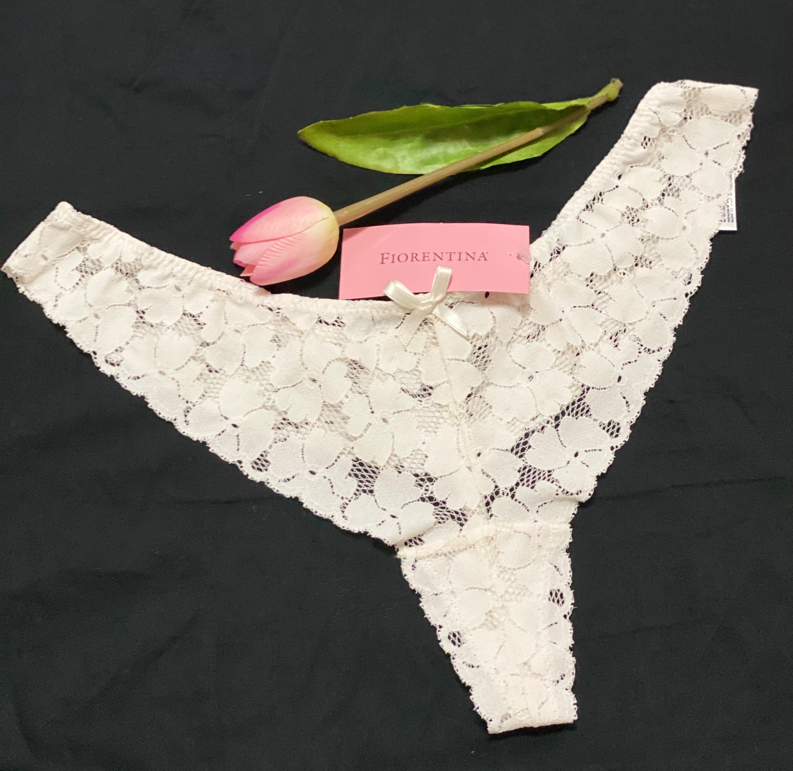 TANGA DE ENCAJE
